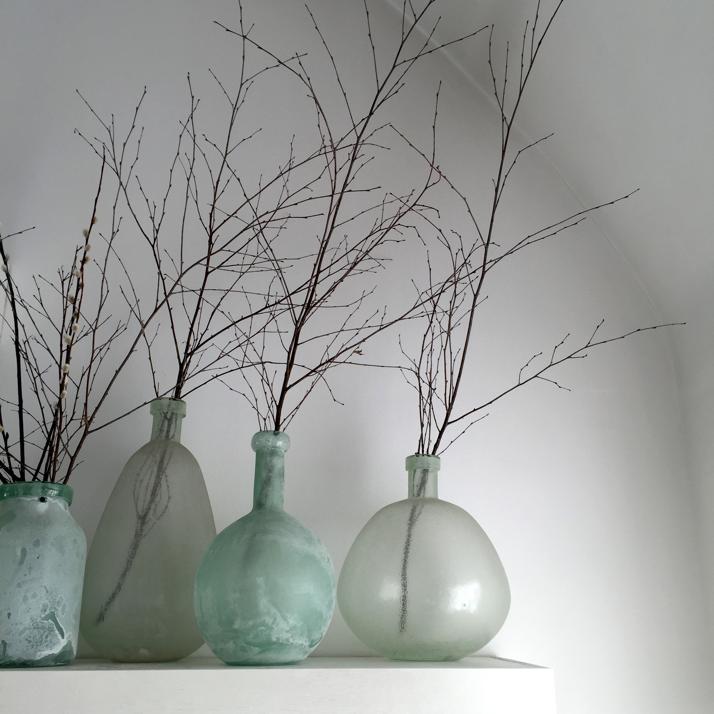 bold-vases-and-twigs