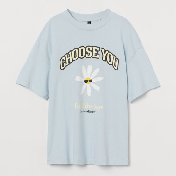 light blue daisy print t-shirt